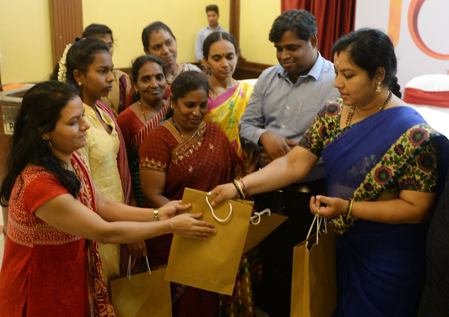 ಉಚಿತ ಸ್ಯಾನಿಟರಿ ನ್ಯಾಪ್‌ಕಿನ್ ವಿತರಣೆ ಯೋಜನೆಗೆ ಚಾಲನೆ